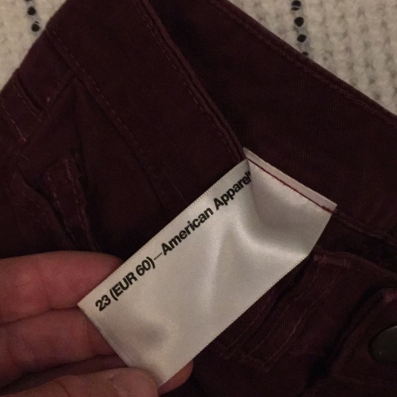 American Apparel High waisted Burgundy pants - Picture 5 of 5